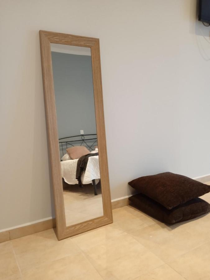 Aelia Sea Apartment อาร์กอสโตลี ภายนอก รูปภาพ